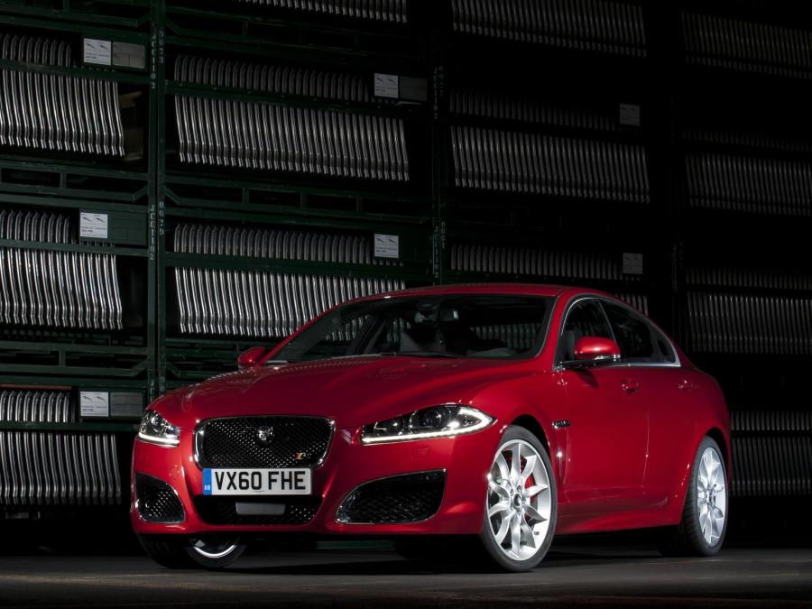  Jaguar XFR 2011 года  (фото 8 из 20)